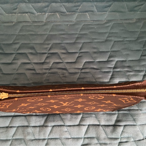 Louis Vuitton Toilette 19 from the new Trio set. - Picture 5 of 8